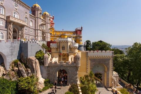 Lisbon: Full-Day Sintra Tour with Pena Palace