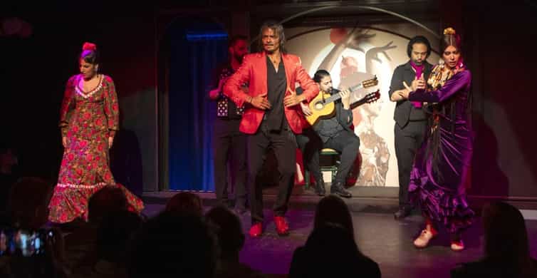 Barcelona: Flamenco Show with Drink Option at La Rambla photo 6