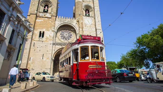lisbon hills hopon hopoff tram tour 24hour ticket