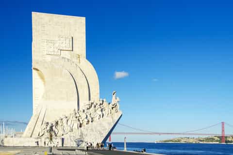 Lisbon 3-in-1 Hop-On Hop-Off Bus and Tram Tours