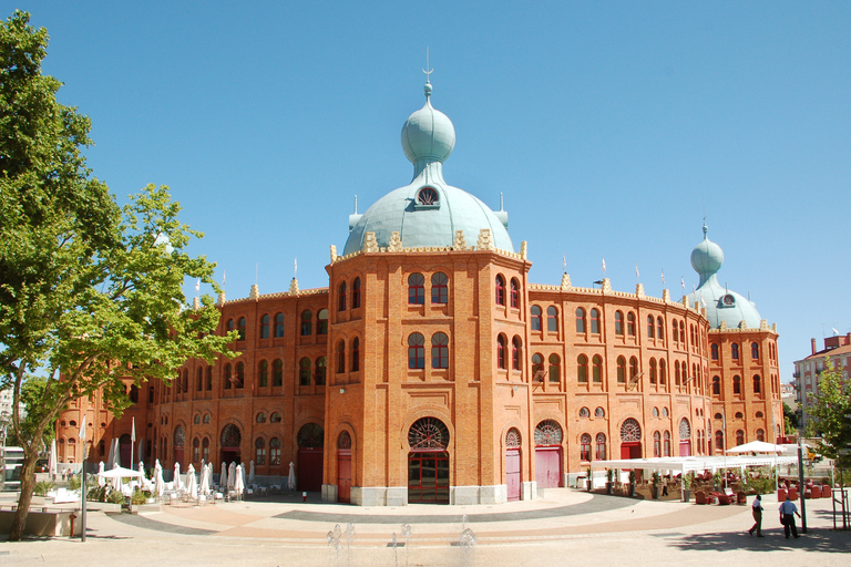 Lisbon 3-in-1 Hop-On Hop-Off Bus and Tram Tours