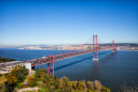 Lisbon: Hop-on Hop-off 48-Hour Bus and Boat Tour Ticket