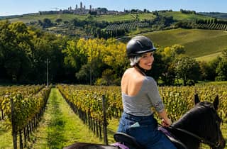 Toskana: Ausritt, Mittagessen und Wein – in Kleingruppe