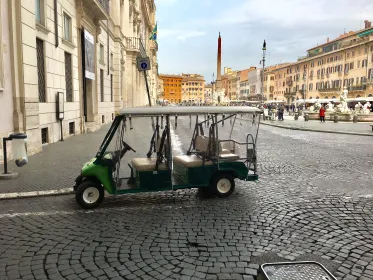 Rom: Kaiserzeit-Golfcart-Rundfahrt mit optionalem Transfer