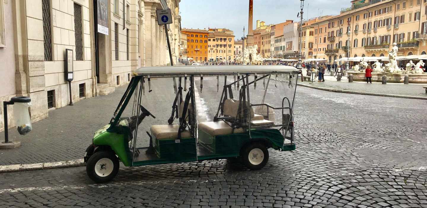 Rom: Kaiserzeit-Golfcart-Rundfahrt mit optionalem Transfer