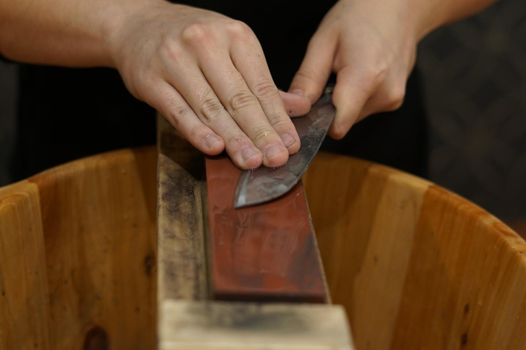 Kyoto: Japanese Knife Craft & Sharpening Workshop in Gion