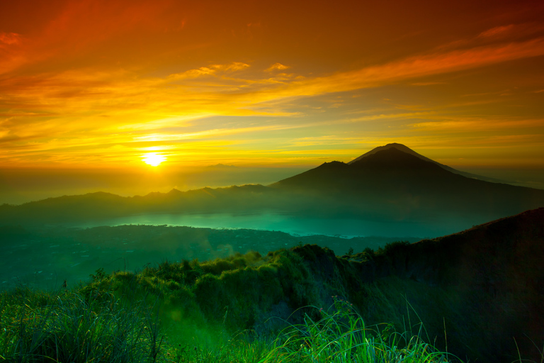 Bali: i migliori spot all&#039;alba e il tour privato della foresta delle scimmie di Ubud