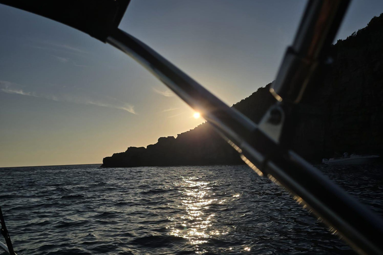 Speed Boat Tour to Blue Cave, Lady of Rocks and Mamula