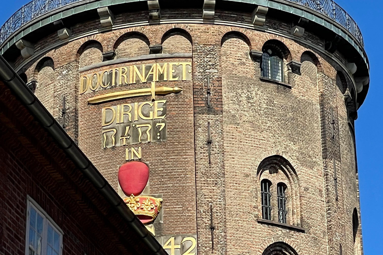 Copenaghen: Il segreto della Torre Rotonda (Rundetårn)Il Segreto della Torre Rotonda, versione in danese di Max diff.