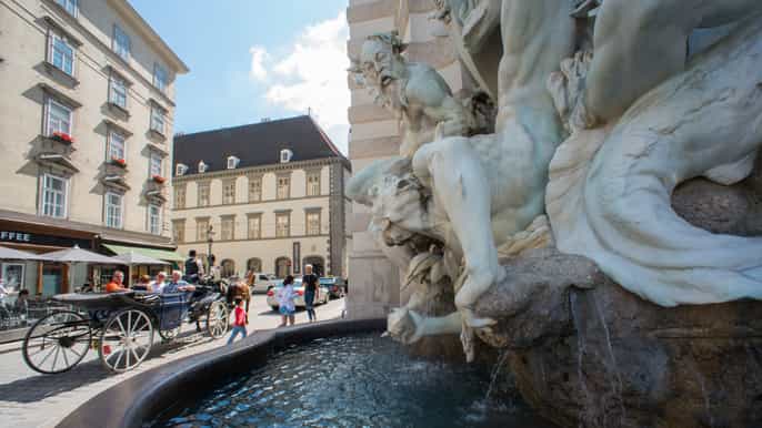 walking tour vienna at first glance
