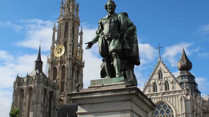 antwerp private walking tour with a local