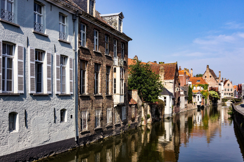 Bruges: Private Walking Tour With a Local 3-Hour Tour