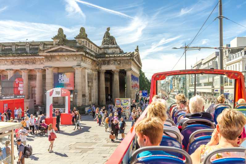 Edinburgh: Royale attraktioner med hop-on hop-off-busture