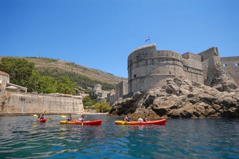 Dubrovnik: tour guiado en kayak con aperitivo