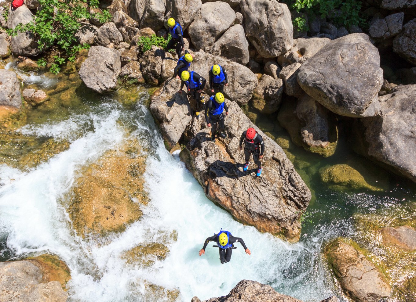 Fra Split eller Zadvarje: Ekstrem canyoning på Cetina-floden