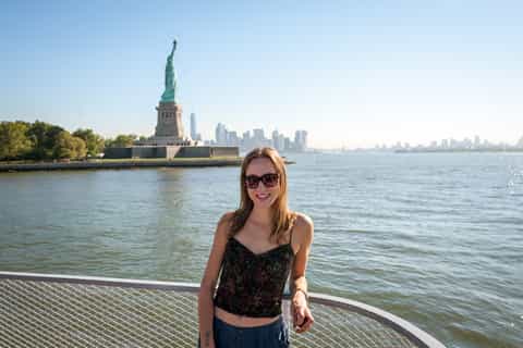 NYC: Statue of Liberty and Ellis Island Tour with Ferry