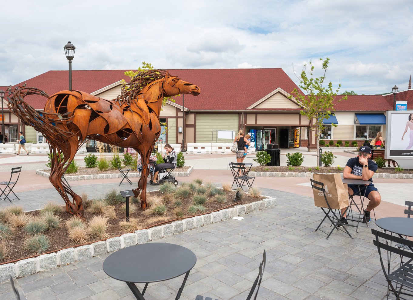 NYC: Shoppingtur i Woodbury Commons Outlet Mall