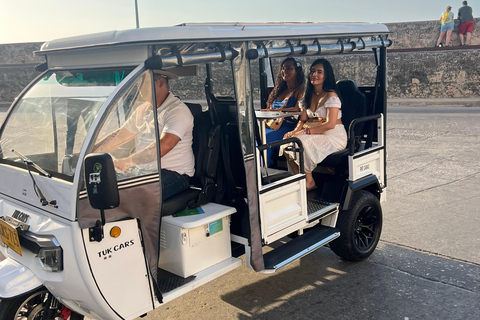 Private Tuk-Tuk City Tour + Shared Cartagena Bay Sunset Cartagena: Private Guided City Tour by Tuk-Tuk