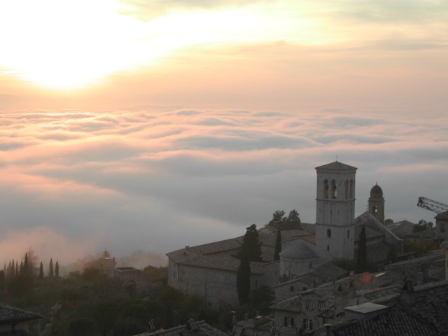 Visit Guided Tour Assisi with Saint Francis Basilica in Brufa, Italy