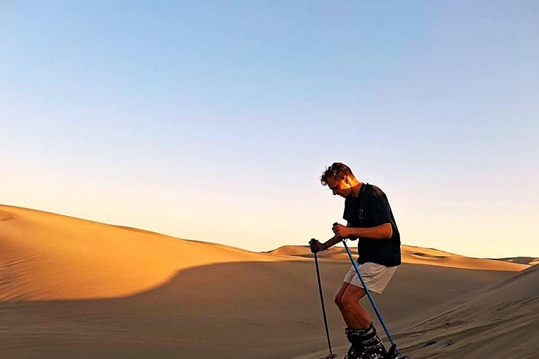 Huacachina: Dune Buggy Sightseeing Tour / Sandboard / Sand Ski / Bodyboard / Sunset-Toast Huacachina: Dune Buggy Sightseeing Tour / Sandboard / Sand Ski / Bodyboard / Sunset Toast