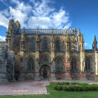 Edinburgh: Rosslyn Chapel, Scottish Borders and Abbotsford