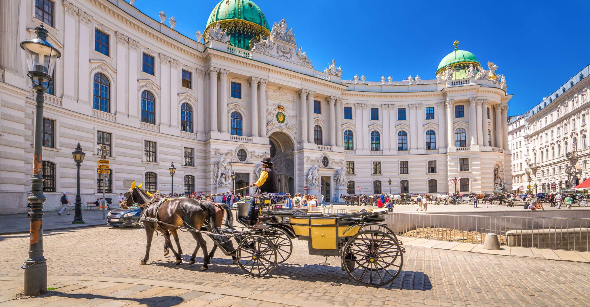 Vienna, Public Transport City Card and Attraction Discounts - Housity