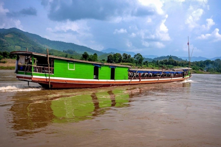 Au départ de Chiang Mai : Luang Prabang : 3 jours et 2 nuits de visite en bateau lent