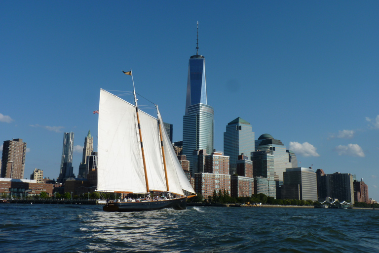 NYC: Statue of Liberty Cruise aboard a Classic Sailboat Peak Option