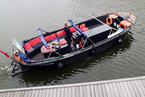 Amsterdam: 3-Hour Private Beer Bike & Beer Boat Package
