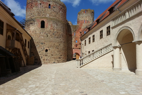 Vilnius à Riga avec les arrêts de la Colline des Croix et du Palais Rundale