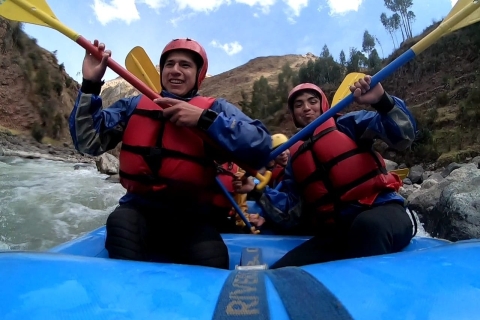 Depuis Cusco : Rafting sur la rivière Vilcanota et tyrolienneRafting sur la rivière Vilcanota et tyrolienne