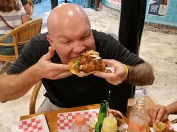 Cancún: Tour de tacos mexicanos con cata de tequila