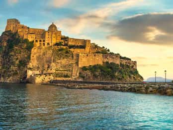 Ischia/Forio: Visit to the Aragonese Castle + Borgo di Celsa