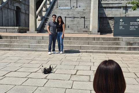 Seoul Layover: Private All-Inclusive Walking Highlights Tour