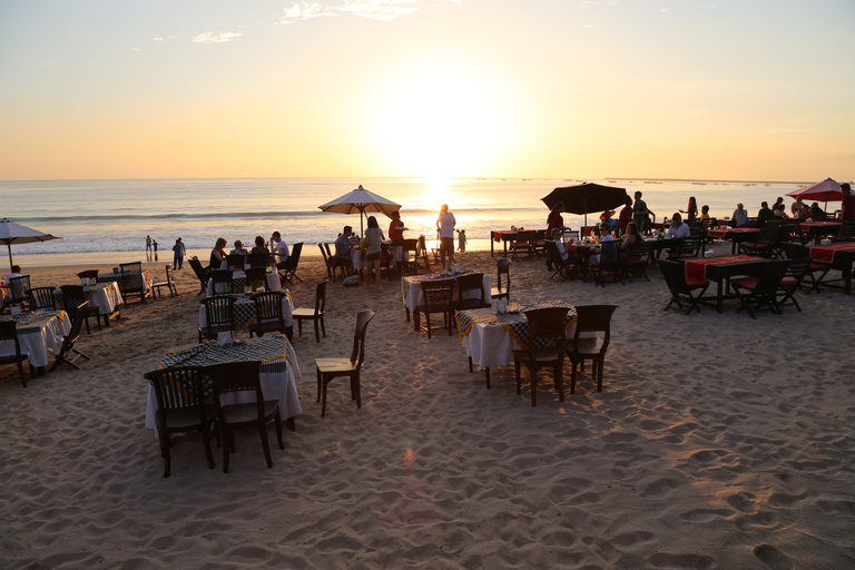 Privé-excursie Uluwatu, Tanah Lot en JimbaranPrivé-ervaring zonder toegangsprijzen