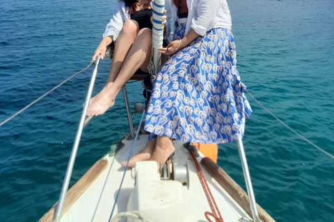 Syracuse: Snorkeling Excursions by Sailboat to Plemmirio Syracuse: Snorkeling Excursions by Sailboat at Plemmirio