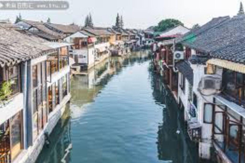 Shanghai: Yuyuan Garden, The Bund & Zhujiajiao Boat