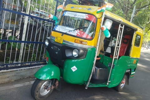 Paseo en Tuk-Tuk por Kochi con servicio de recogida en cruceros