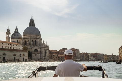 Venedig: Transfer med delad vattentaxi till flygplatsen Marco Polo