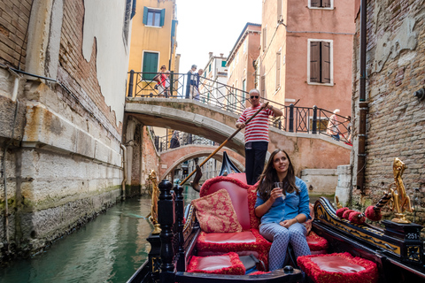 Venice: Private Gondola Ride Venice: Private Gondola Ride - Morning/Afternoon