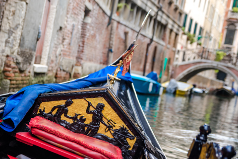 Venice: Private Gondola RideVenice: Private Gondola Ride - Morning/Afternoon