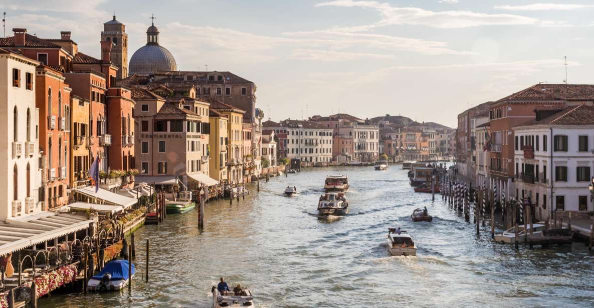 Venezia: taxi acquatico da Santa Lucia al centro