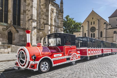 Regensburg: Stadtführung mit der Bimmelbahn