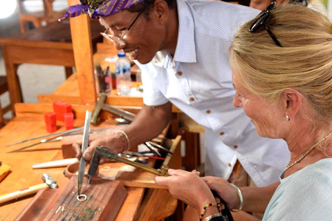 Clase de plata en Ubud: forja tu propio recuerdo de plataClase de plata en Ubud: Forja tu recuerdo personal de plata