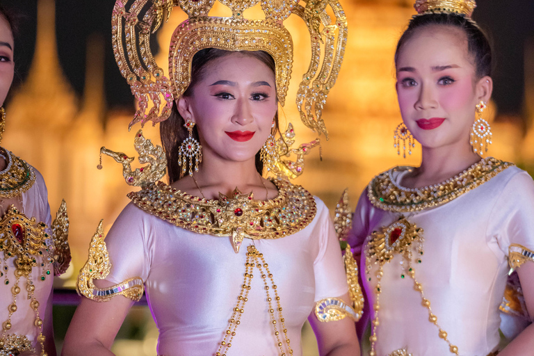 Bangkok: The Newest Luxury 5 Star Bangkok Chaophraya Cruise