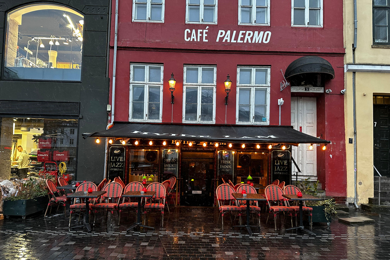 Kopenhagen: Culinaire tour met proeverijen en geheime schotelTour met speciale drank upgrade (alleen volwassenen)