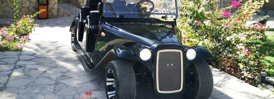 Visite du village culturel d'Al Aqur en charrette