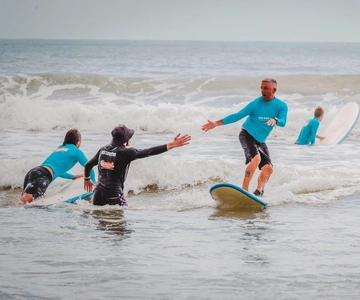 Noosa Heads: Lição de surf de 2 horas com um instrutor local