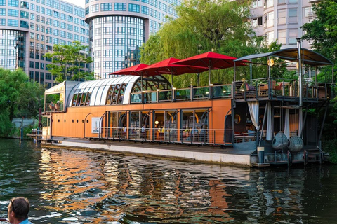 Berlin : Croisière en yacht électrique avec dîner à 4 platsCroisière à bord du Fitzgerald avec dîner à 4 plats