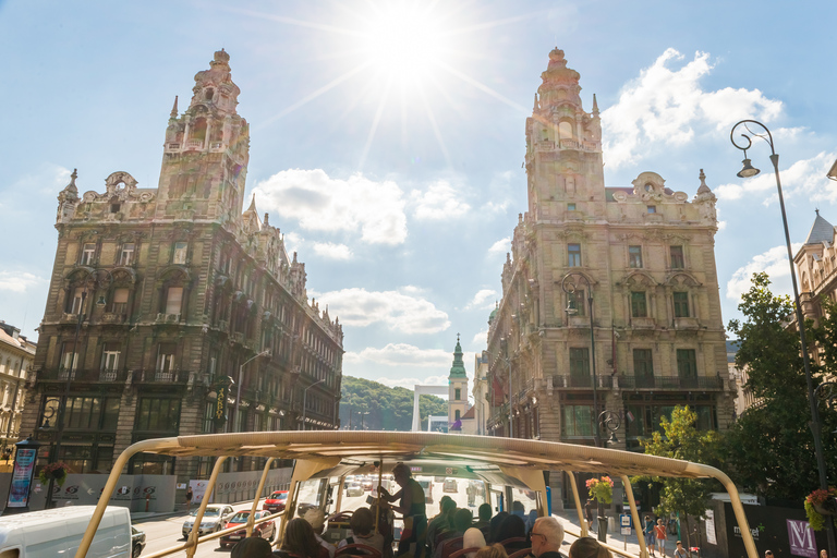 Budapest: Tour turistico Hop-On Hop-Off con il Big BusAutobus Hop-On Hop-Off per 2 giorni, crociera fluviale e tour a piedi guidato